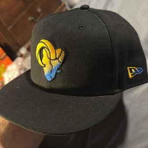 New Era 59Fifty Los Angeles Rams Fitted Hat Blue to Yellow Fade Size 7 3/4”